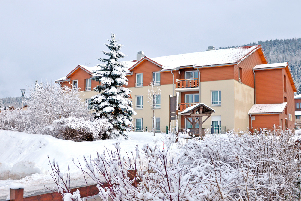 village vacances jura metabief neige