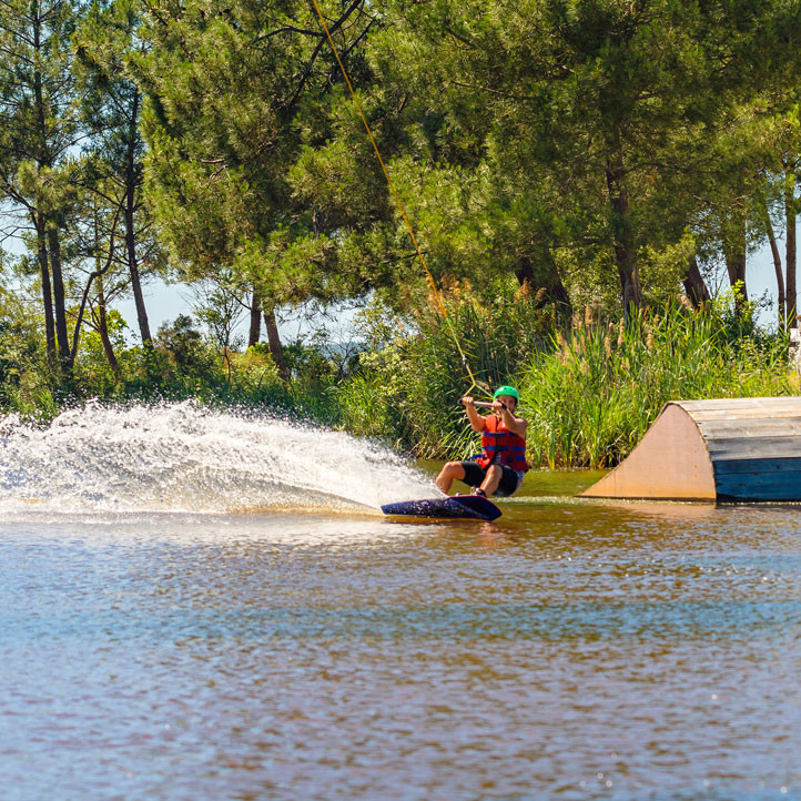 vacances sport lacanau wakeboard
