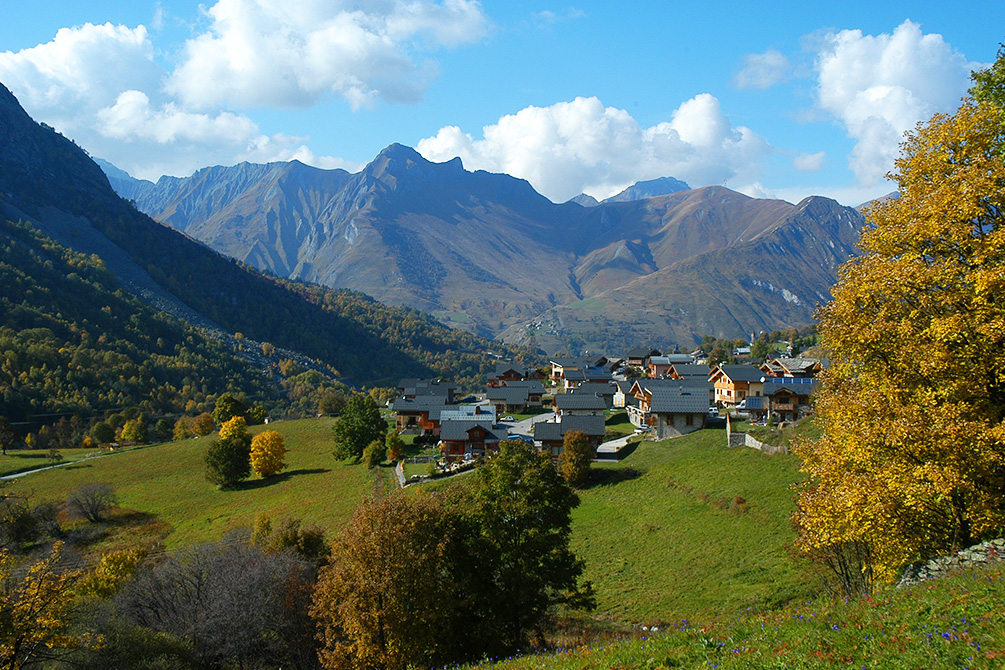 location vacances azureva les menuires nature montagne