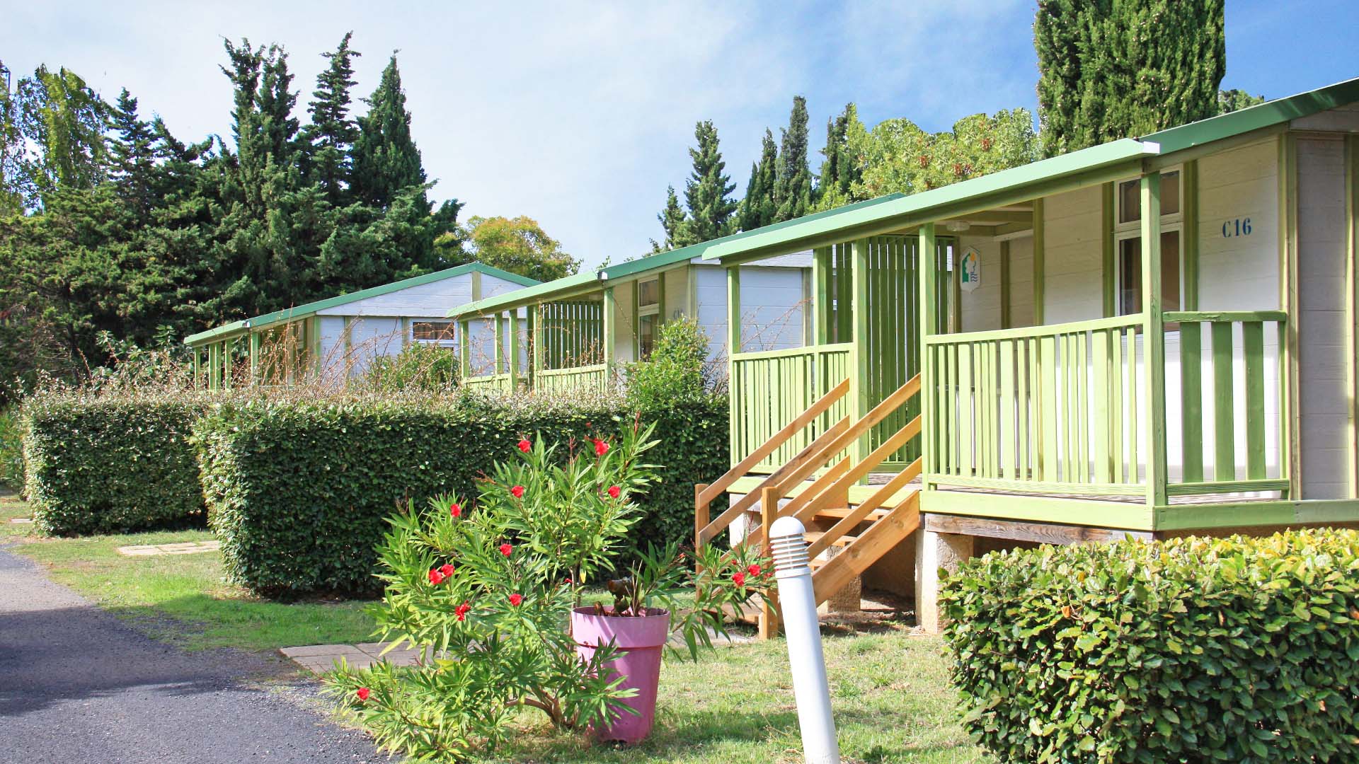 destination sigean camping vacances piscine