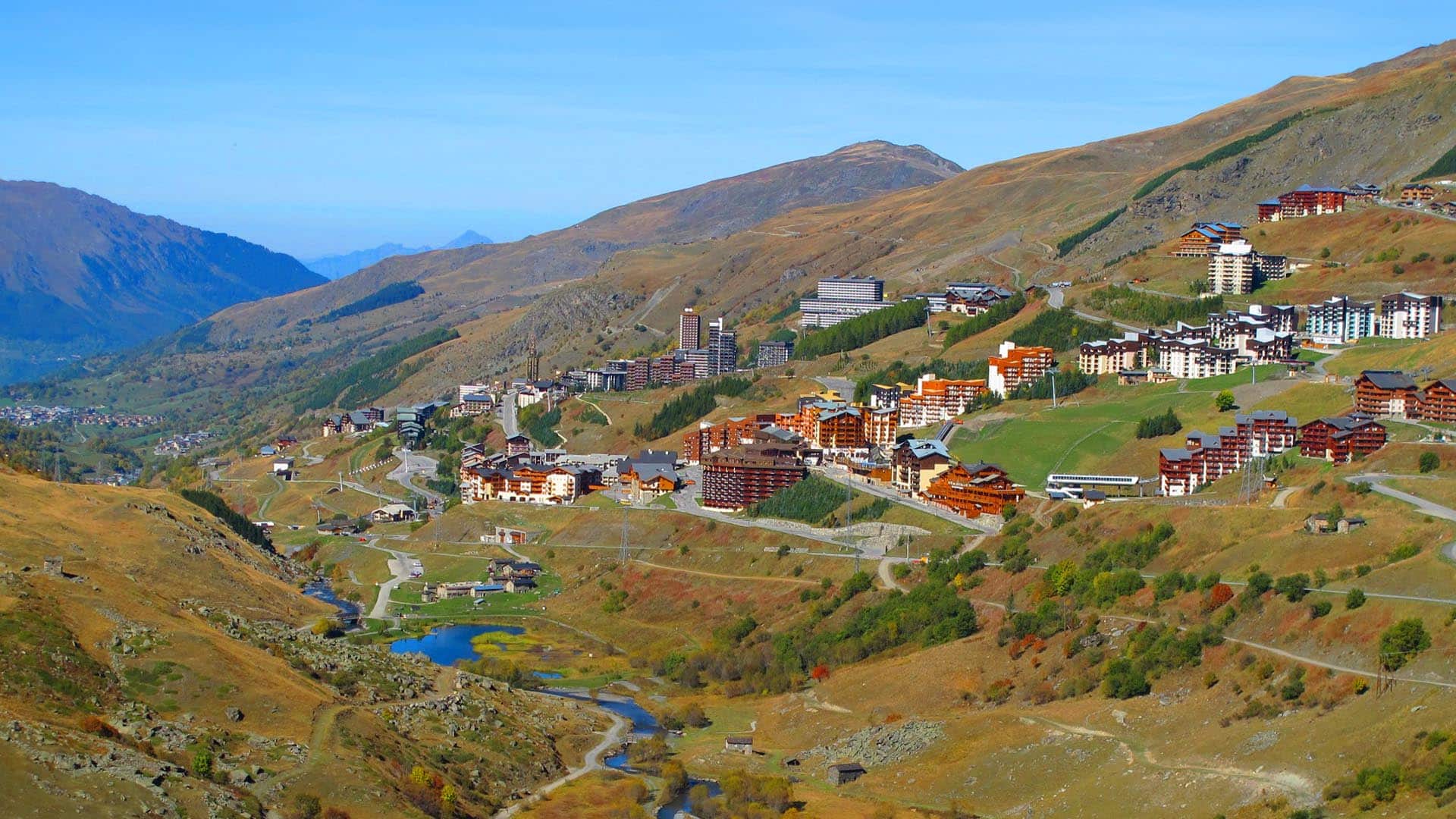 la location de vacances azureva a la station les menuires 