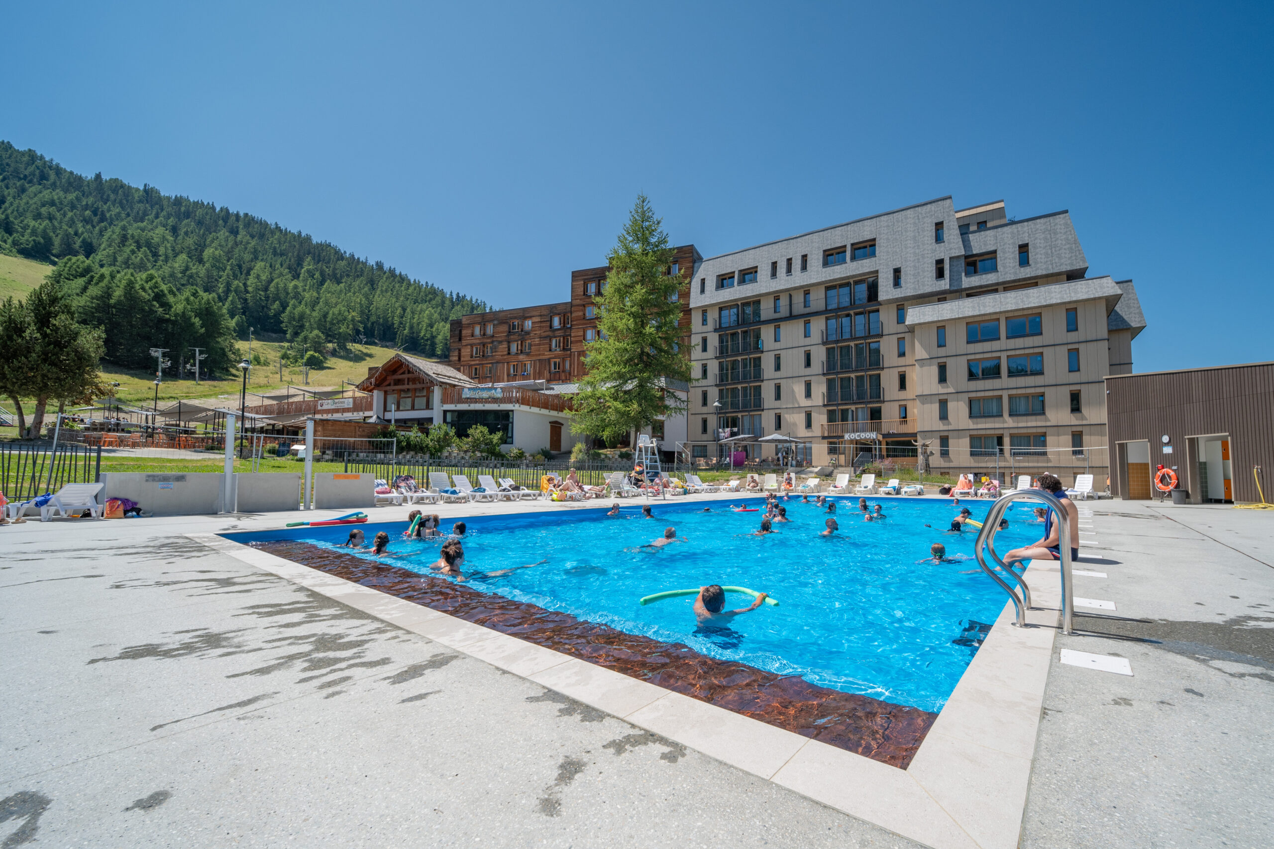 Piscine_les_Karellis_Aquarellis