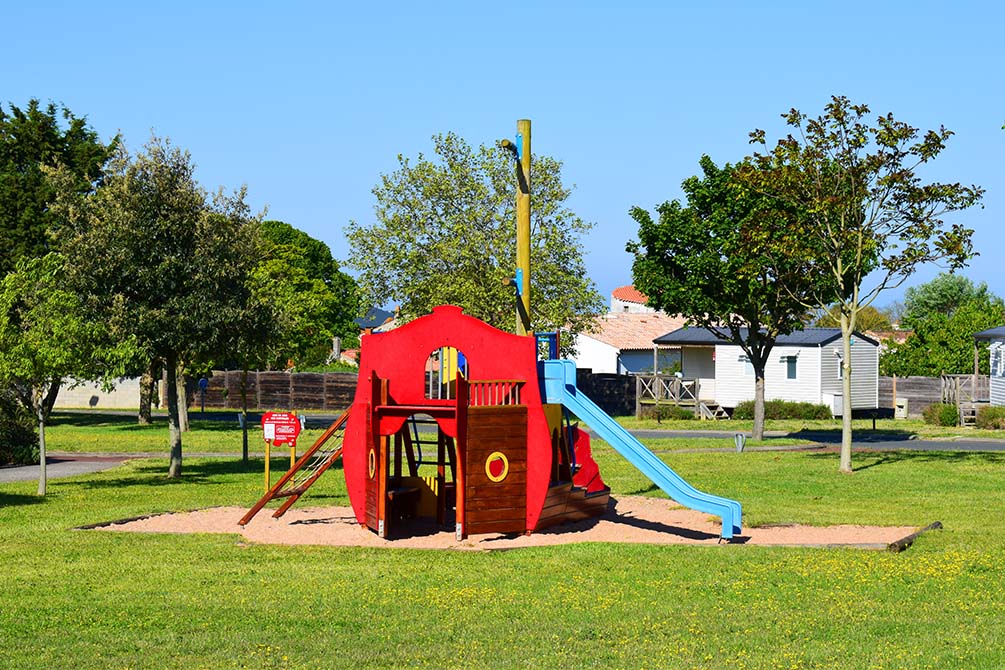 jeux enfants camping azureva fouras 