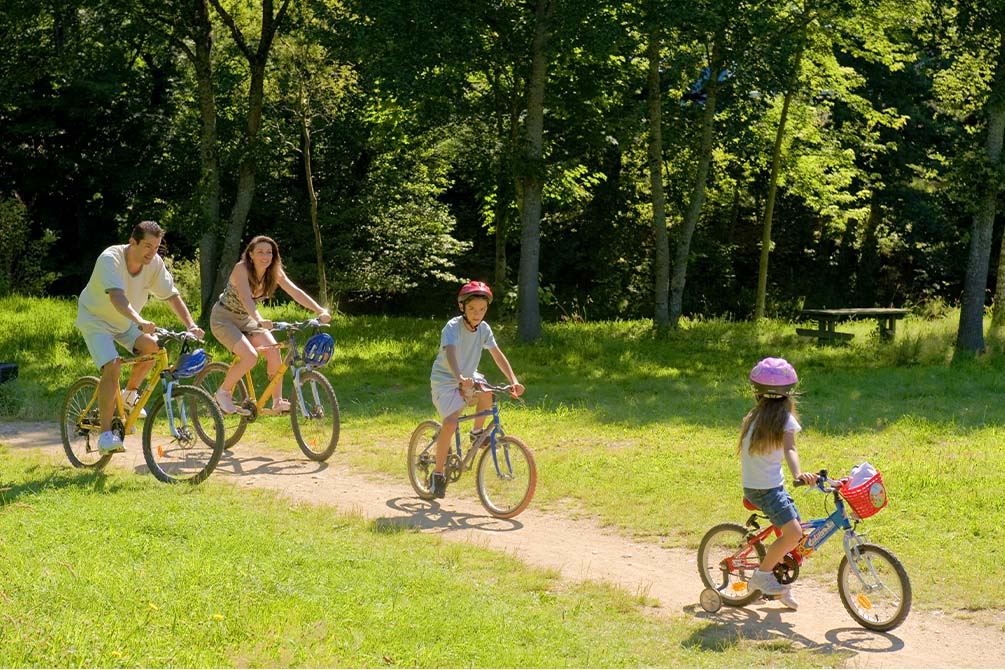 foret location vacances azureva puy de dome fournols 