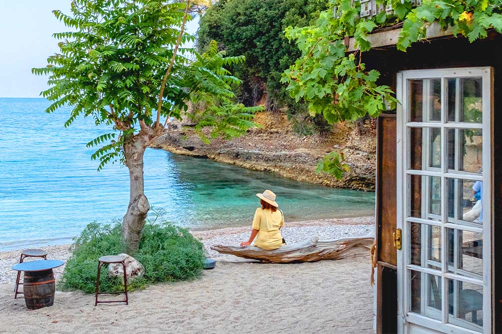 la plage du buse proche de la location de vacances azureva roquebrune cap martin  
