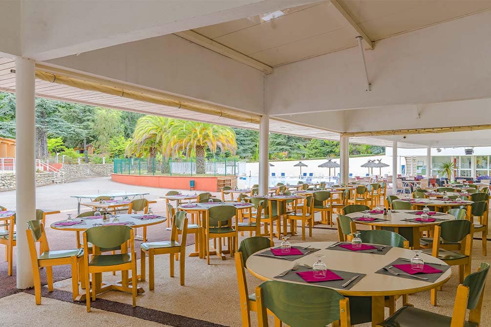 restaurant terrasse village vacances argeles sur mer  