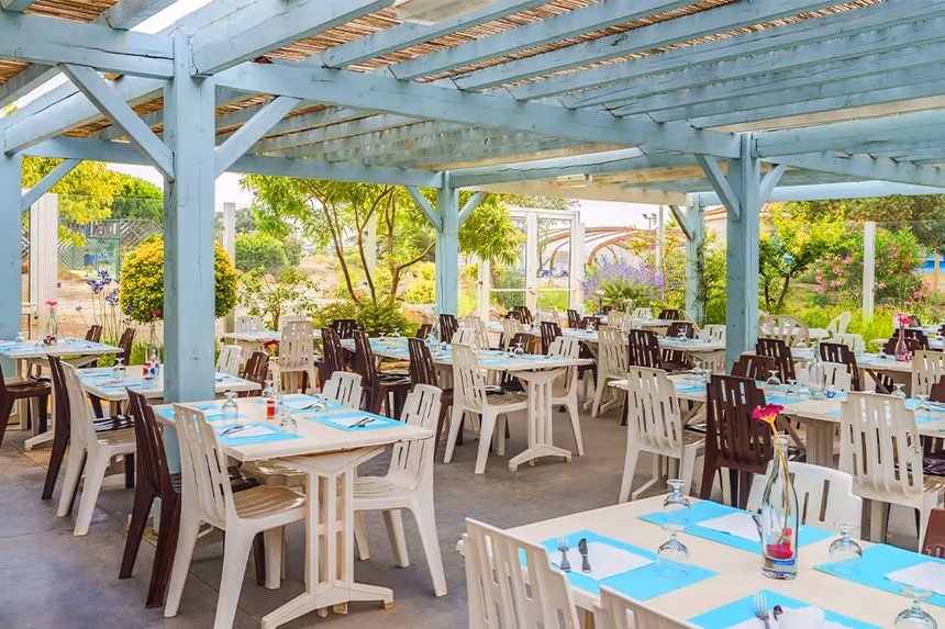 la terrasse du village vacances azureva au cap d'agde 