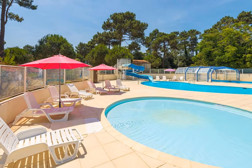 espace aquatique du village vacances azureva a l'ile d'oleron 