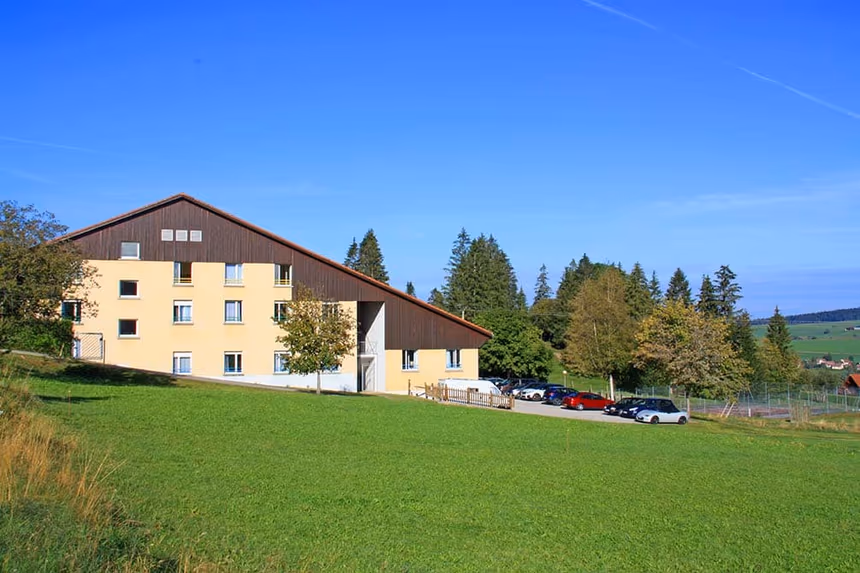 la nature et la montagne au village vacances azureva metabief dans le jura 