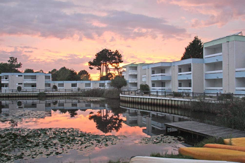 le lac du village vacances azureva a lacanau en gironde 