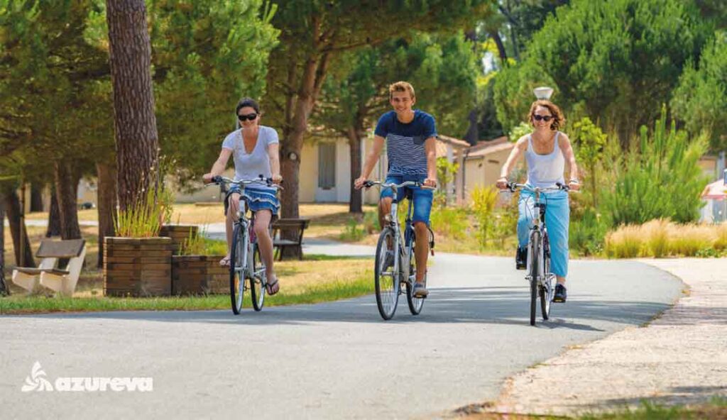 Balade à vélo en famille - Village vacances Azureva Île d'Oléron